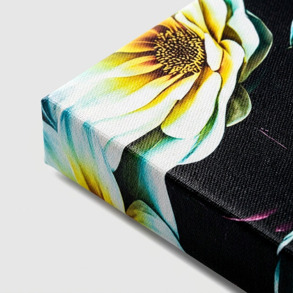 Canvas Print — Texture and Edge Detail | Generated by Modelize
